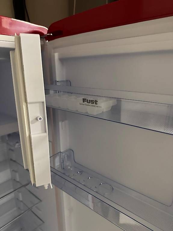 Frigoriferi: Retro Kühlschrank Novomatic KS OLDI – Usato da Stäfa venduto da Mysteria30 3
