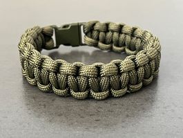 Bracelet militaire en nylon tressé - vert olive - neuf