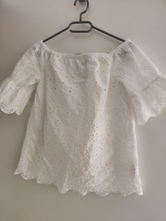 Embroidery White Off shoulders Top Bluse 36/38