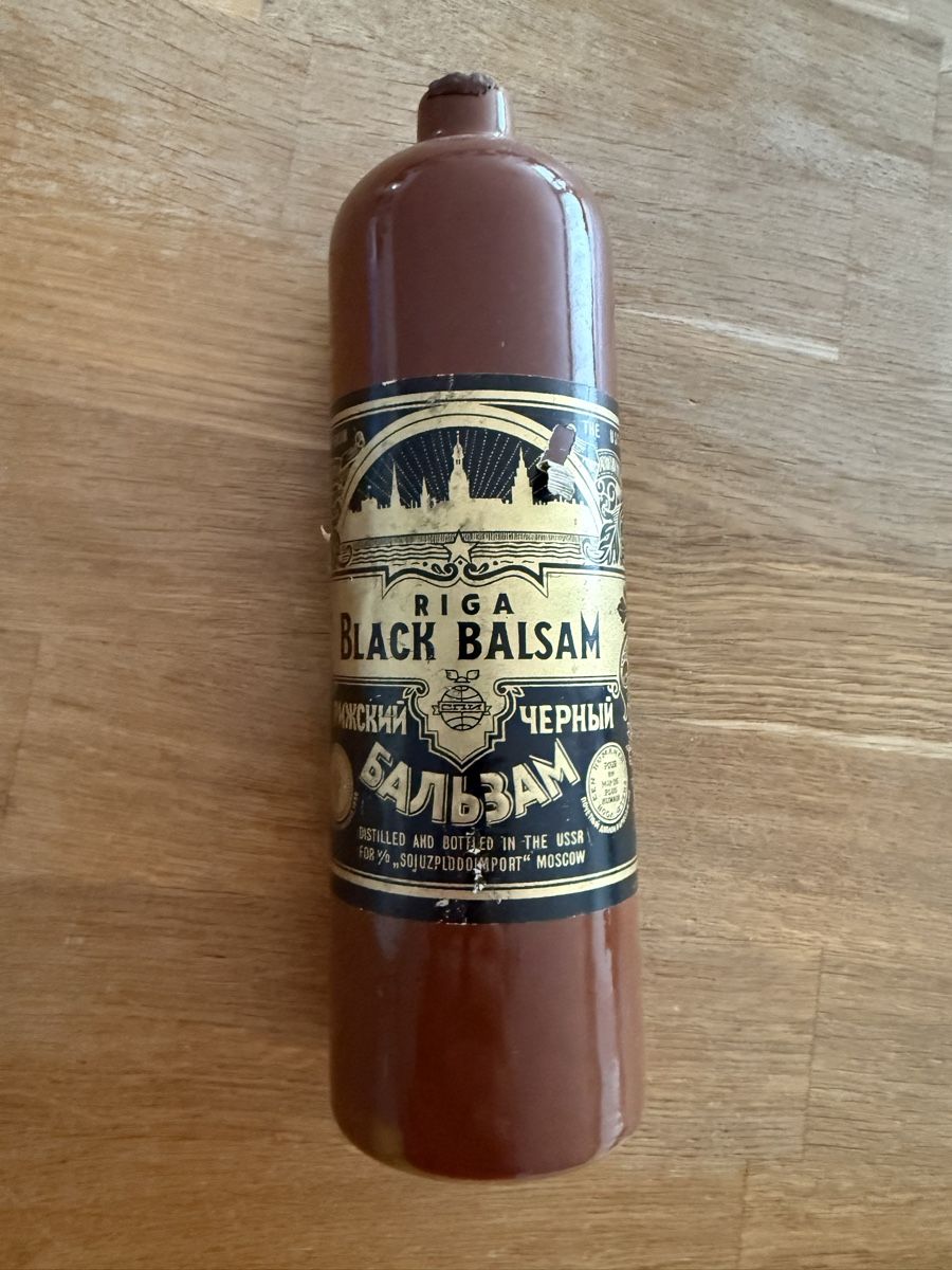 Spirituosen: Antike Riga Black Balsam, Tonflasche Alkohol – Gebraucht aus Goldach von Messerguru
