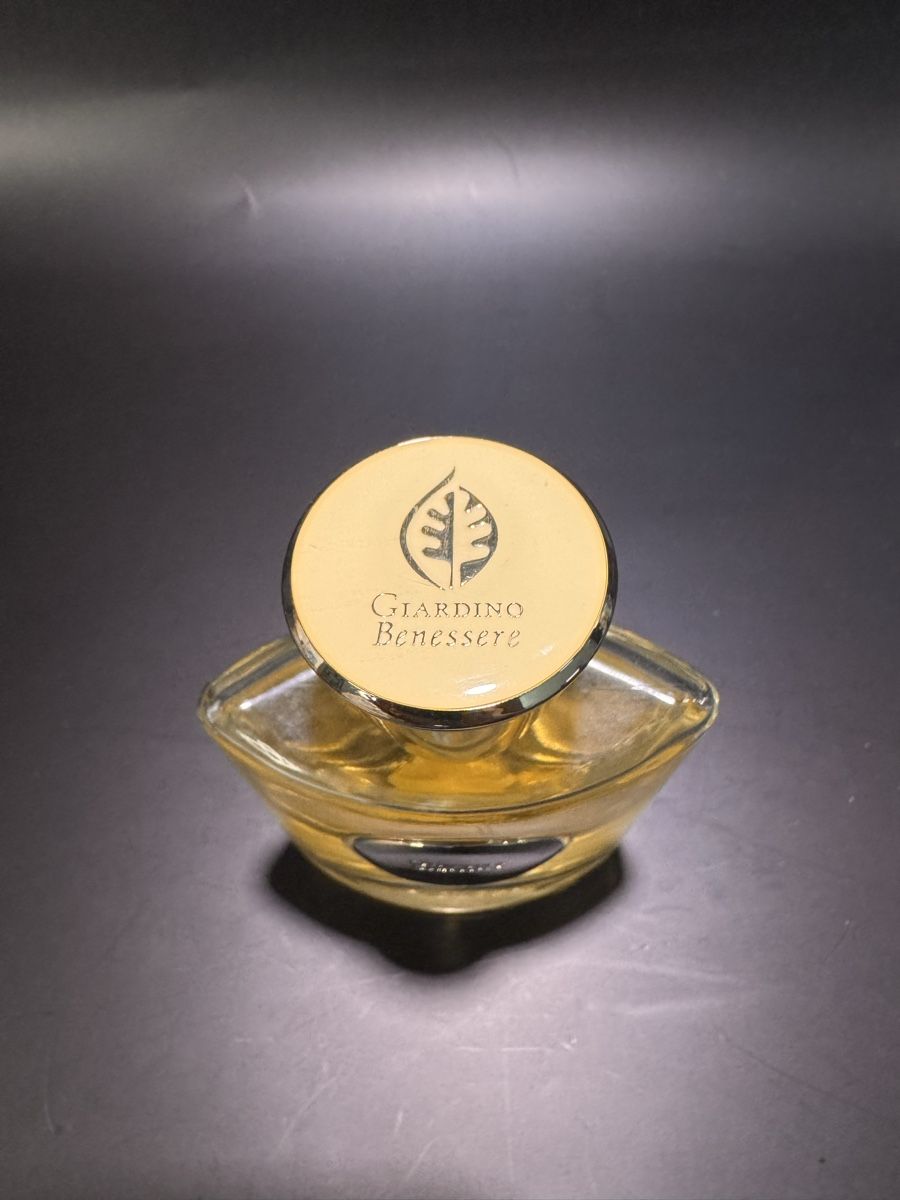 Profumi & Eau de Toilette: Giardino Benessere | Back to Musk – Usato da Cham venduto da van_x2kn 1