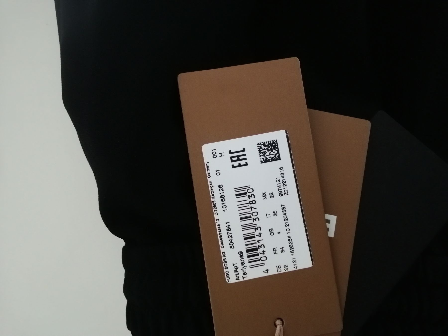 Hugo Boss Pantaloni: BOSS TARIYANA REGULAR-FIT HOSE – Nuovo e nell'imballaggio originale da Gümligen venduto da yzi_5kls 1