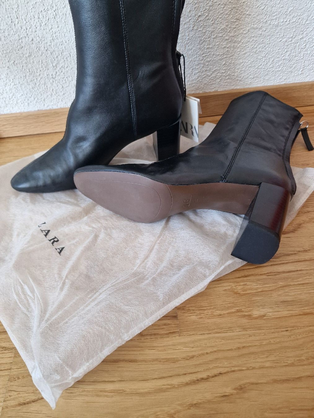 Zara Scarpe da donna: Zara Stiefeletten Gr. 39 – Nuovo (secondo la descrizione) da Balgach venduto da kimo1 1