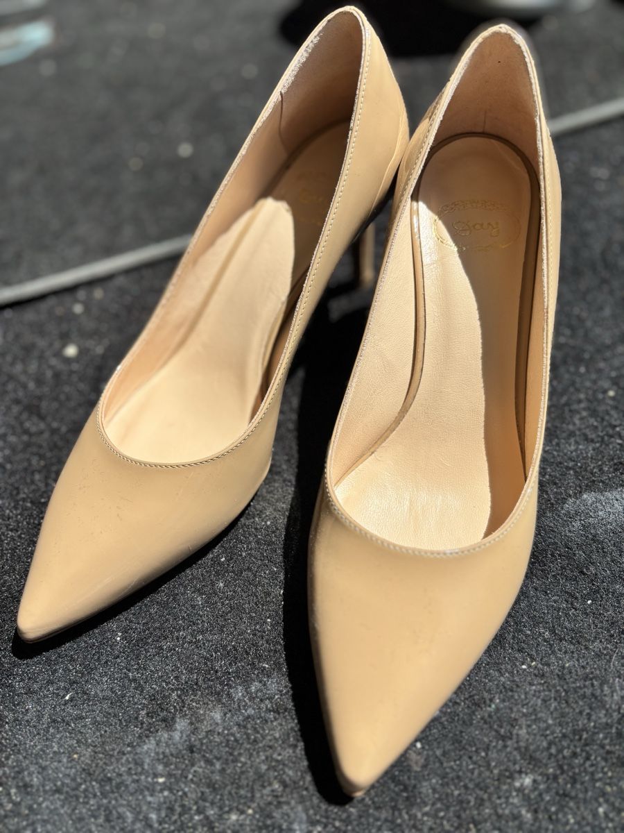Chaussures femmes: Day Lackpumps neutral  – Neuf (Voir description) à St. Gallen par always-a-good-buy