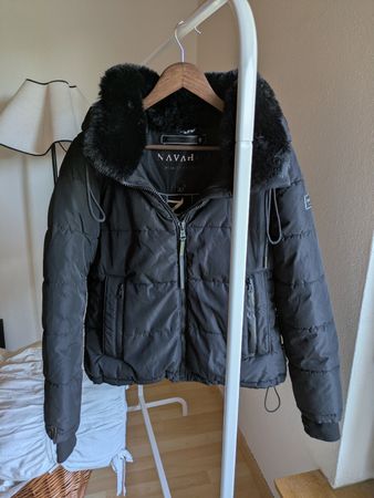 Navahoo Damen Winterjacke Schwarz Grösse L mit Kunstpelz