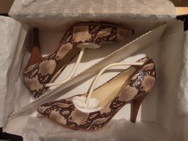 Damen Evita Pumps. Neu