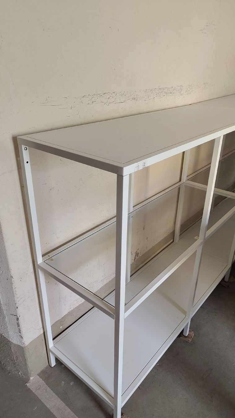 Ikea Scaffali: Ikea Vittsjö Regal 100x93x36 – Usato da Bülach venduto da Ainzelstuck