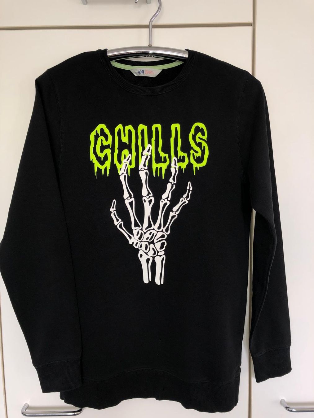 Maglioni & Felpe: H&M Sweater CHILLS Size 14y+ – Usato da Zumikon venduto da Lenochka