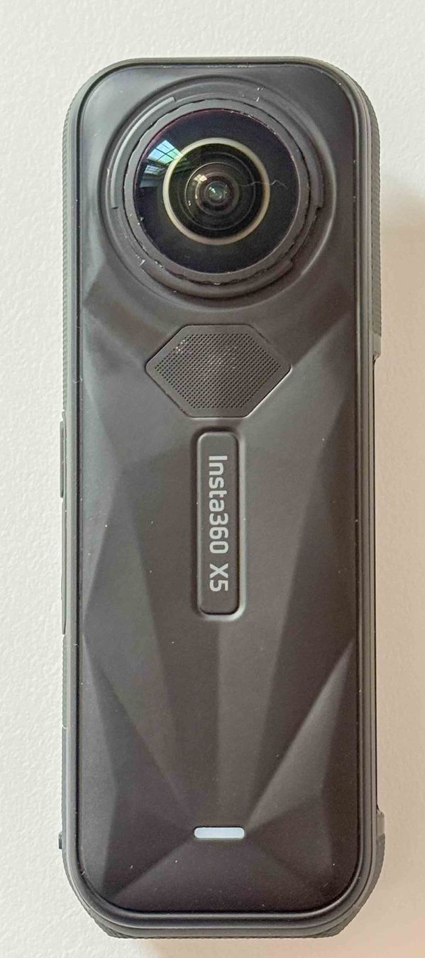 Insta360 Action Cam: Insta360 X5 Essential Bundle - LIKE NEW – Gebraucht aus Villars-le-Terroir von gmbreguet 4