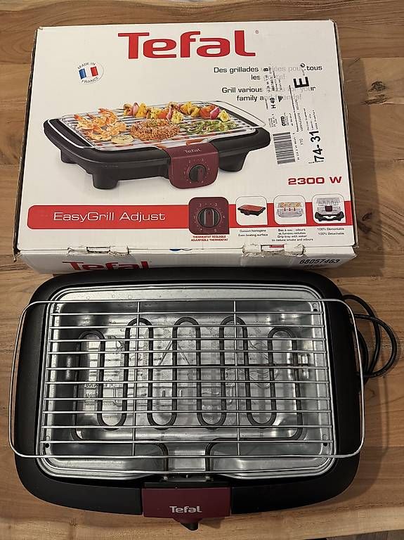 Elettrodomestici da cucina: Tefal EasyGrill Adjust – Usato da Kloten venduto da phi_l6g6