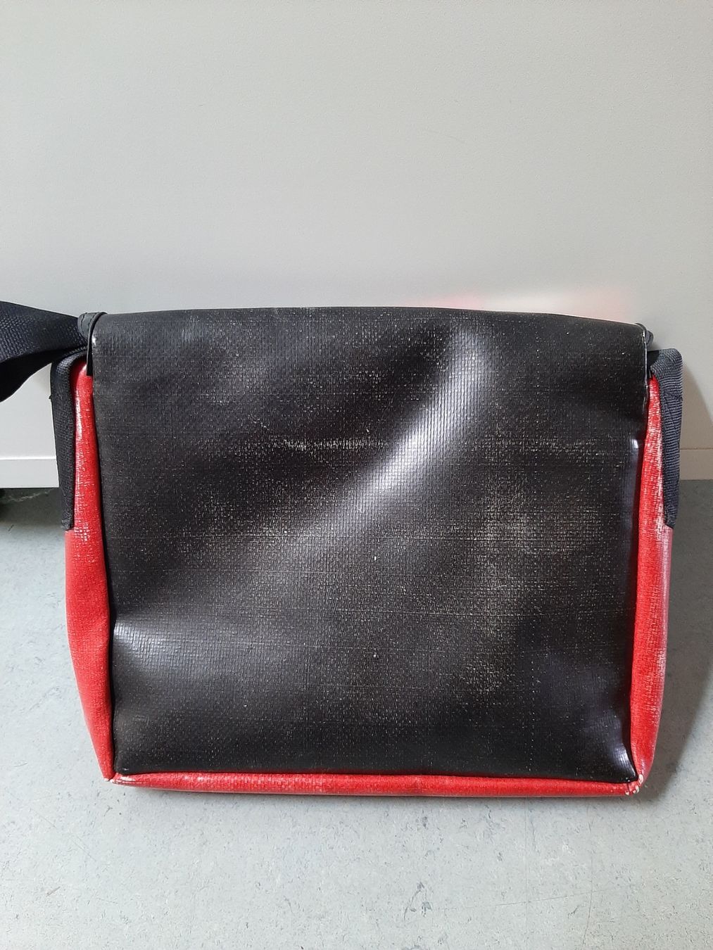 Freitag Sacs: Freitagtasche Lassie F11 – D'occasion à Winterthur par 1rainbow54 1