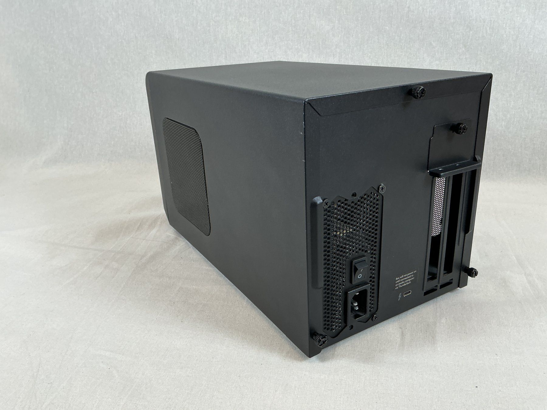 Custodie: SONNET eGFX BREAKAWAY BOX 550 eGPU – Usato da Richterswil venduto da Restwert_Richterswil 2