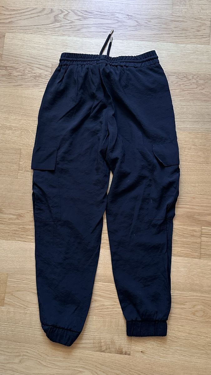 H&M Hosen: Cargo Hose schwarz  – Neu (gemäss Beschreibung) aus Bern von WiederWert 2