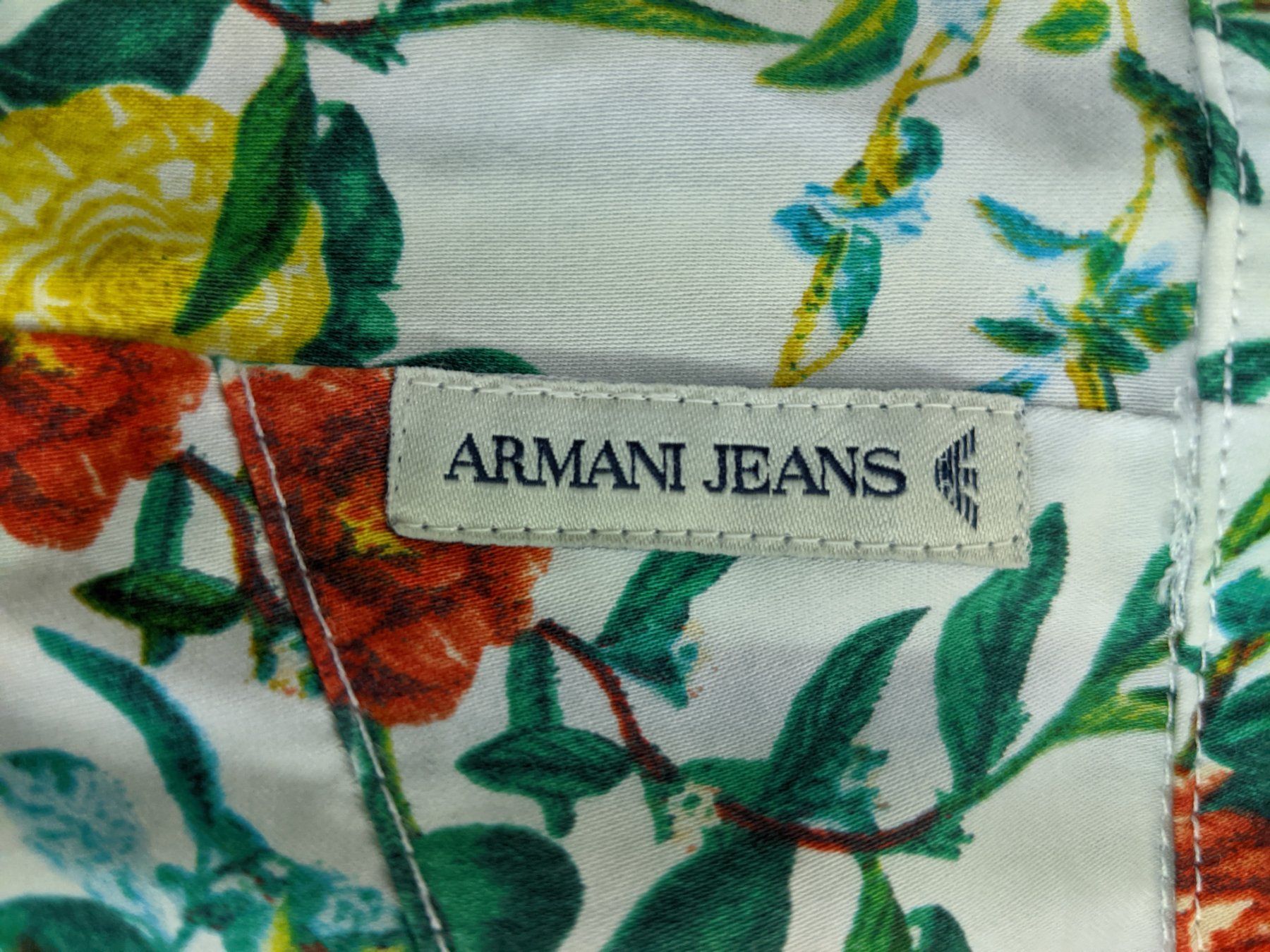 Armani Pantaloni: Armani Sommerhose GR 40 – Nuovo e nell'imballaggio originale da Langnau am Albis venduto da Judithsebi 3