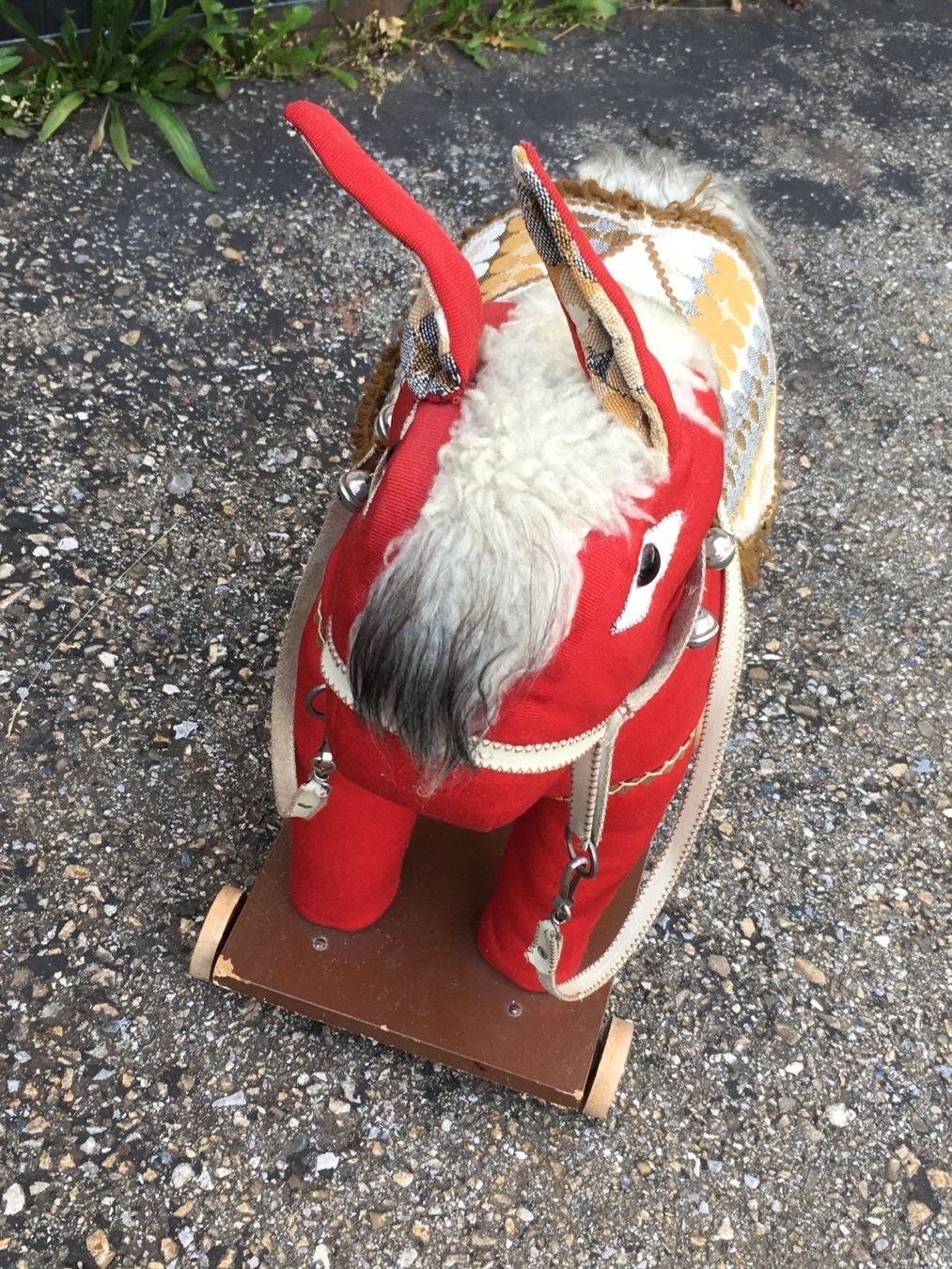 Tutte le decorazioni: Deko Pferd Stoffbezogen Sammelerstück – Usato da Marbach LU venduto da Hoheduene 1
