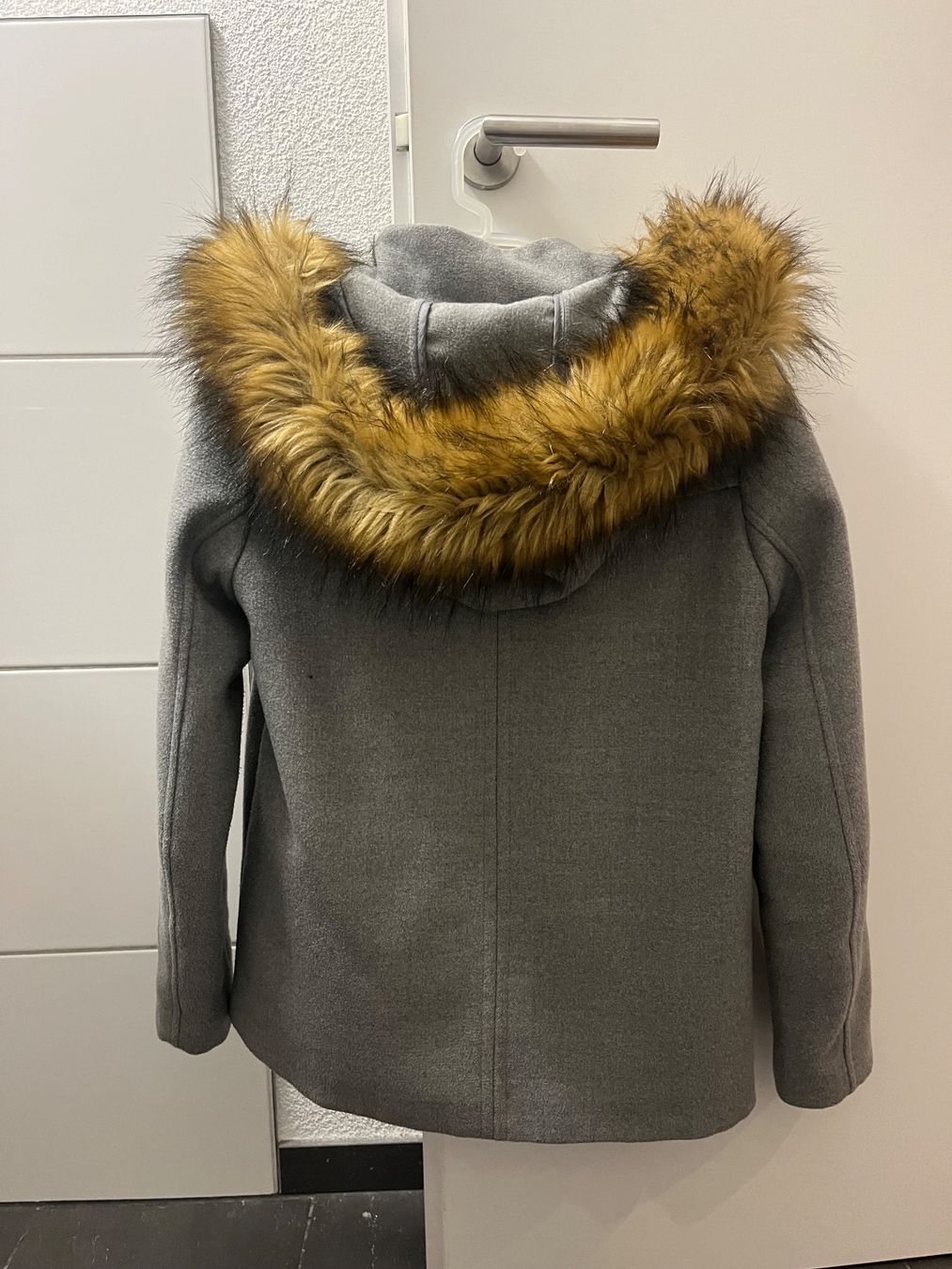 Zara Cappotti: Mantel – Usato da Gurmels venduto da sar_znc6 1