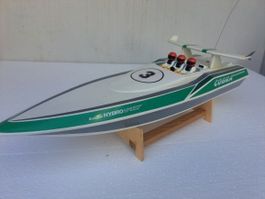 Ferngesteuertes Motorboot Graupner Cobra