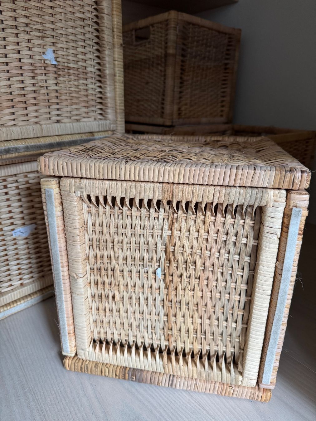 Sonstiges für Haushalt & Wohnen: Körbe Rattan 8 Stück – Gebraucht aus Zürich von RegulaK. 1