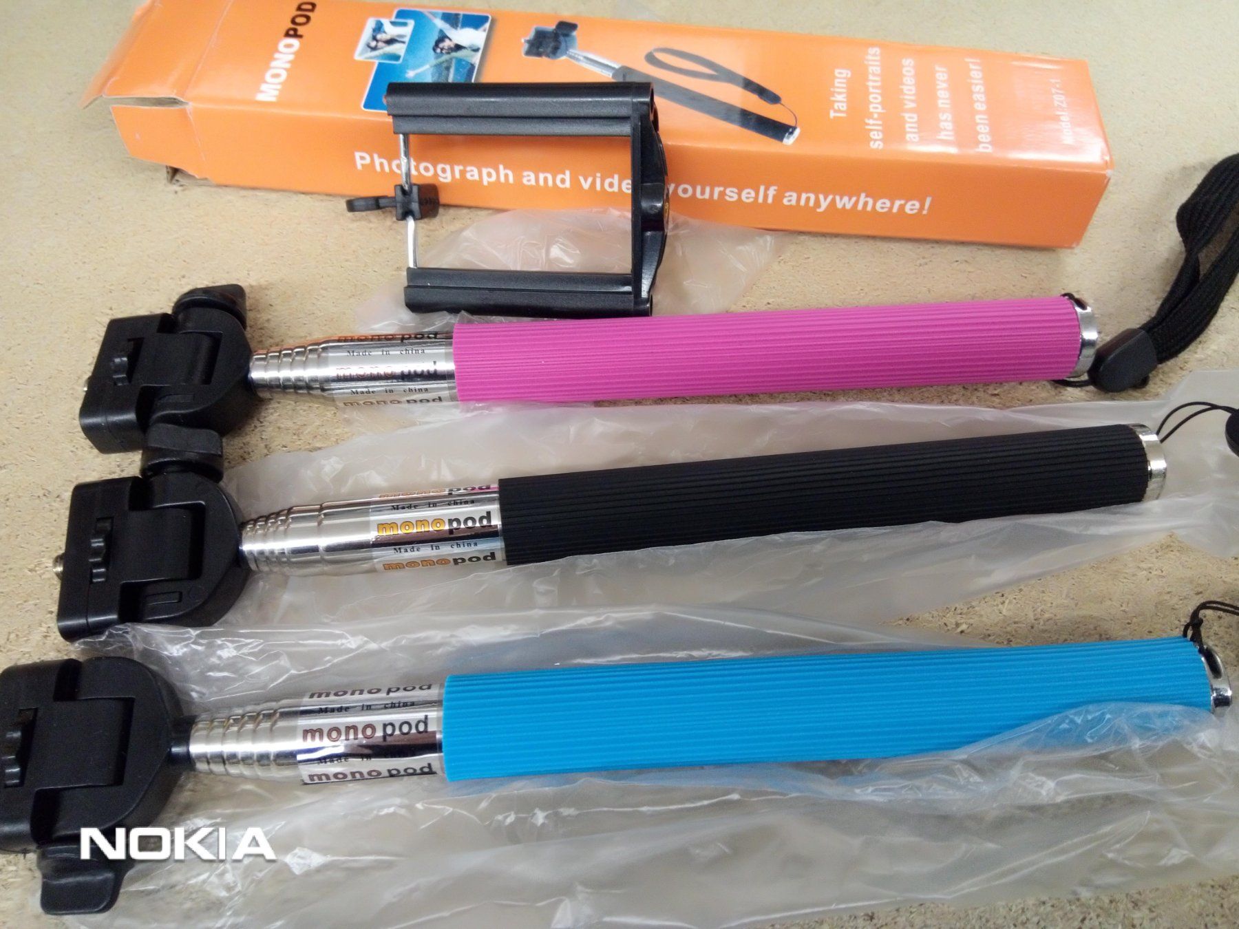 Staffe: Monopod Selfiestick Selfie Stick – Nuovo e nell'imballaggio originale da Ermatingen venduto da rik4rdo