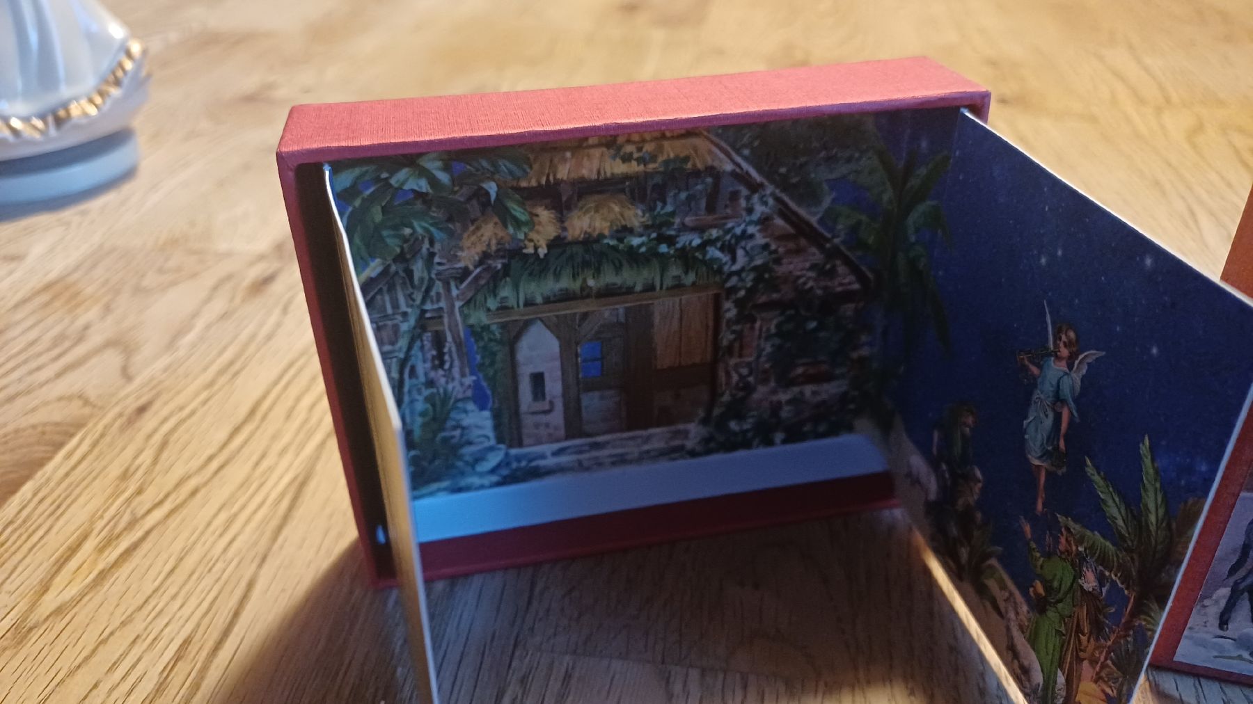 Figuren: Miniatur Krippe mit Schachtel  – Gebraucht aus Flawil von Pinkmalibu 6