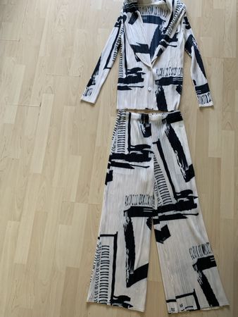 Designer Plissee Set, Hose & Blazer, Gr. M/LTop Zustand! Neu