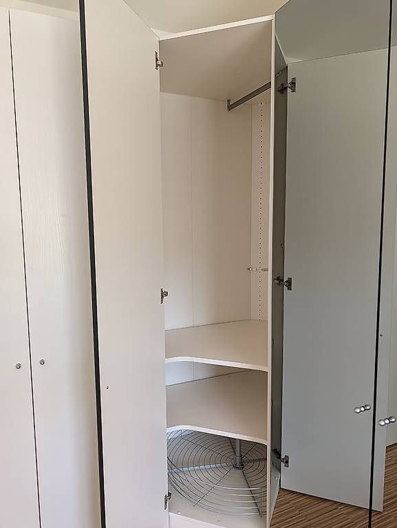 Armadi: Kleiderschrank Pfister  – Usato da Frauenfeld venduto da osa_rnj6 3