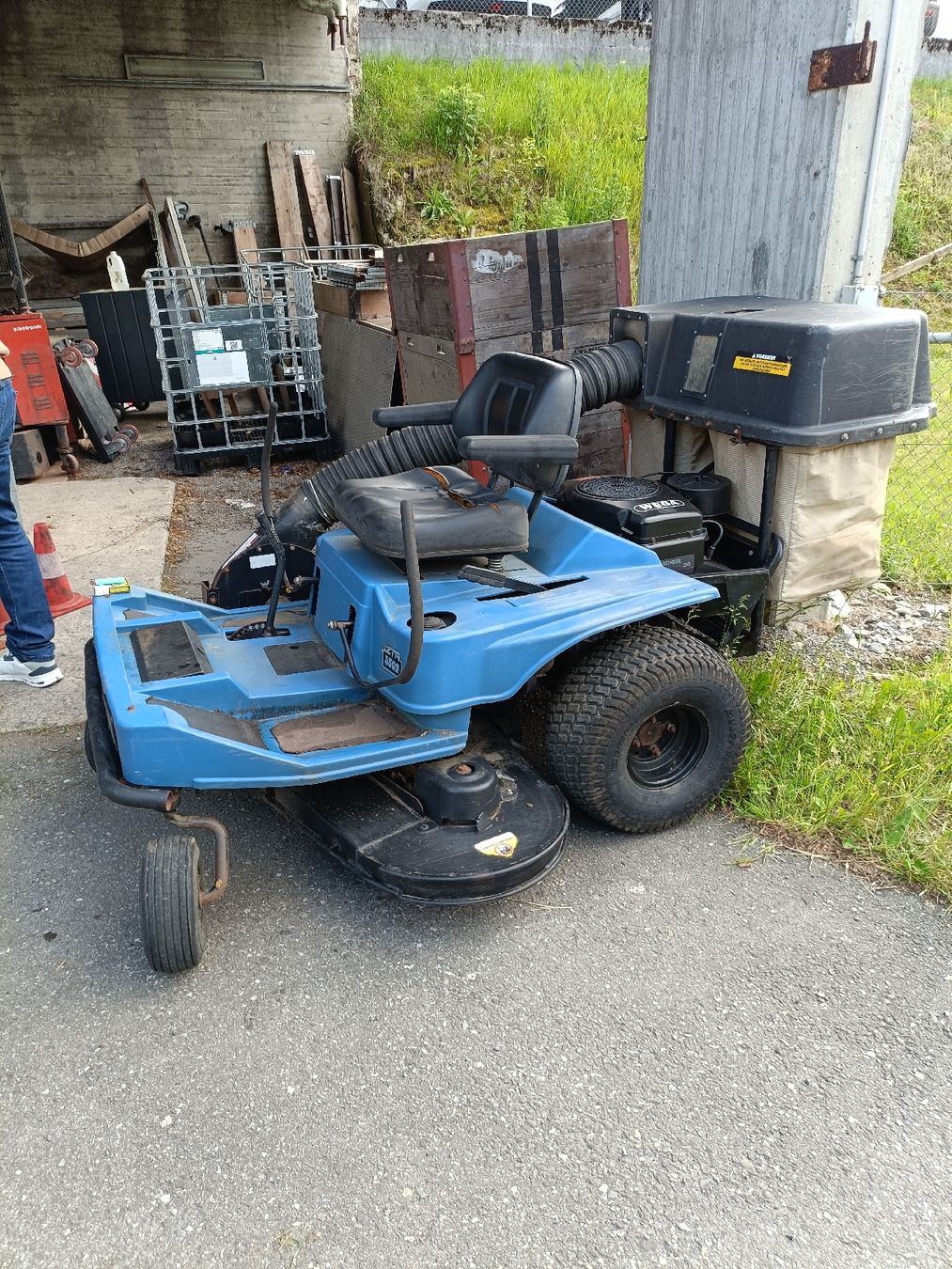 Tagliaerba: rasentraktor Dixon  – Usato da Sihlbrugg venduto da Z...D 2