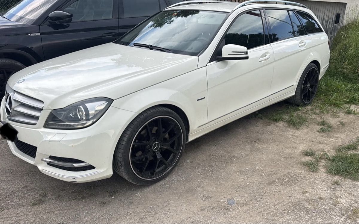 Mercedes-Benz Autos: Mercedes-Benz C220 CDI 2011 – Gebraucht aus Ossingen von fiibo_