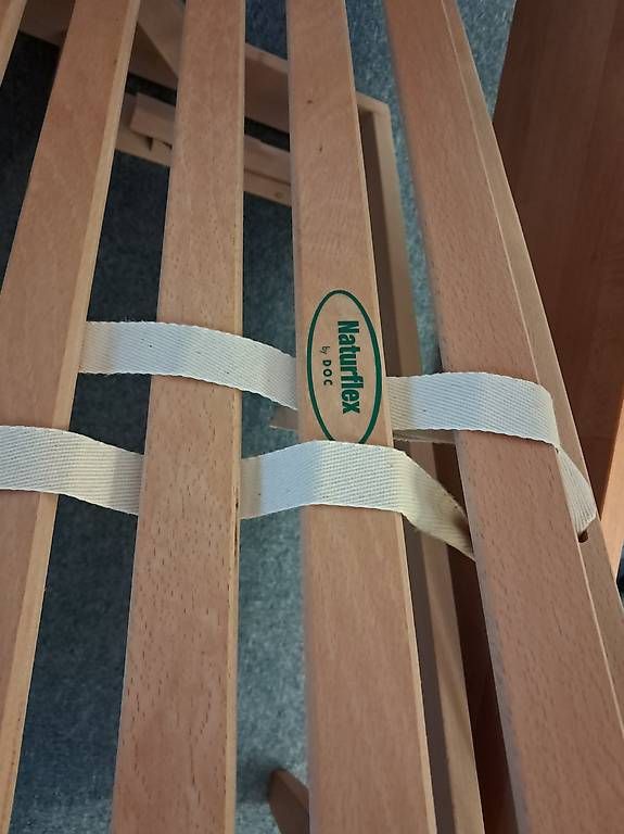 Letti: HOLZBETT  120 – Usato da Arnegg venduto da Twingo13 4
