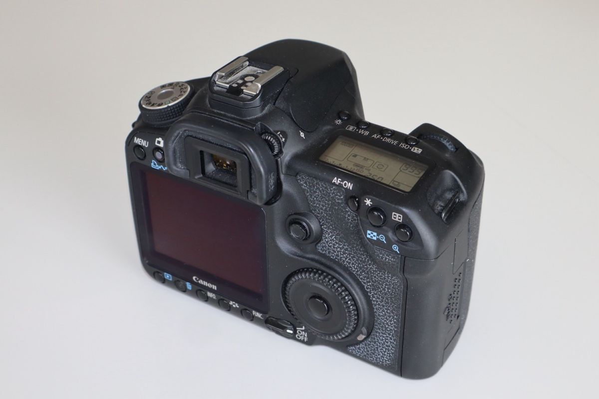 Canon Fotocamera: Canon EOS 50D Digitalkamera mit Objektiv EF-S 17-55mm – Usato da Zug venduto da mhannesb 2