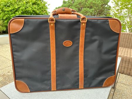 LONGCHAMP Reisekoffer und Kleidersack