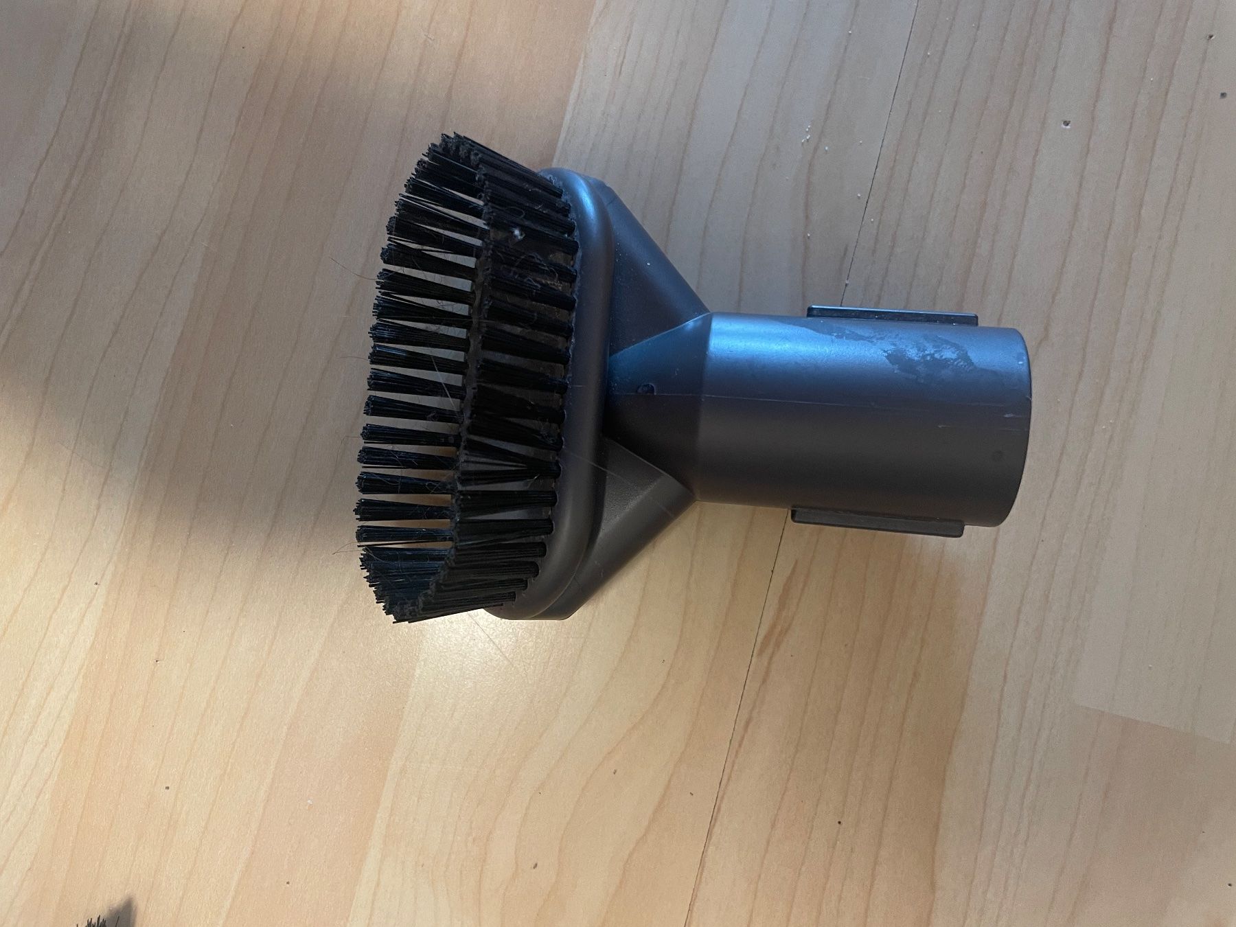 Dyson Aspirapolveri & Accessori: Dyson V11 Absolute Pro diverse Aufsätze – Usato da Birsfelden venduto da Schwimby10 4