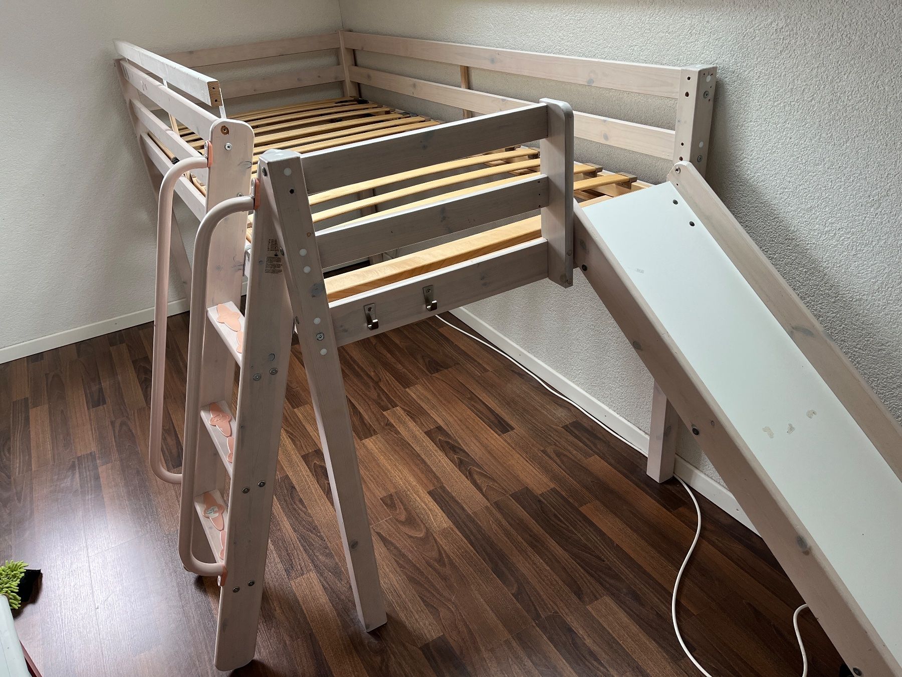 Betten: Hochbett mit Rutschbahn – Gebraucht aus Saland von TheBee 1