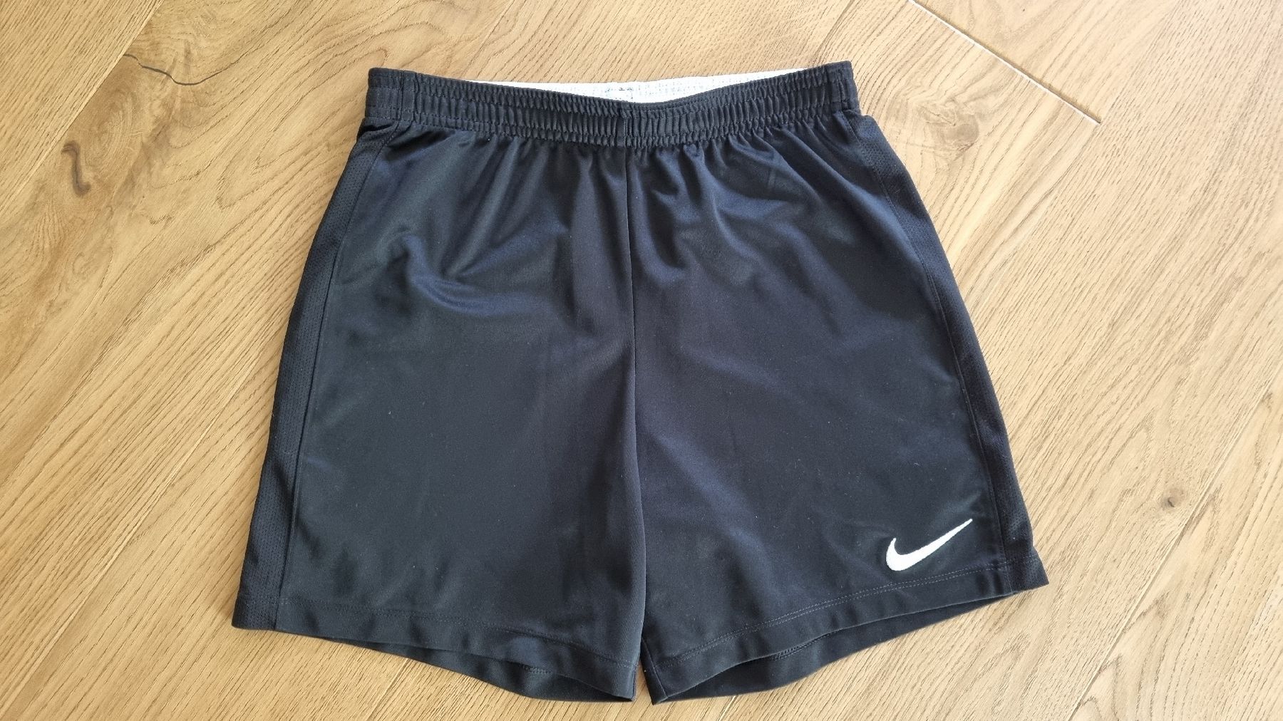 Nike Pantaloni: Sportshorts, Gr.147 – Usato da Oberglatt ZH venduto da Mueller4000