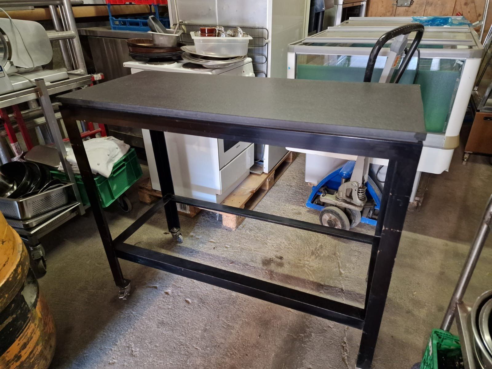 Cucine complete: Bartisch#574 – Usato da Wuppenau venduto da Gastro-Wuppenau 1