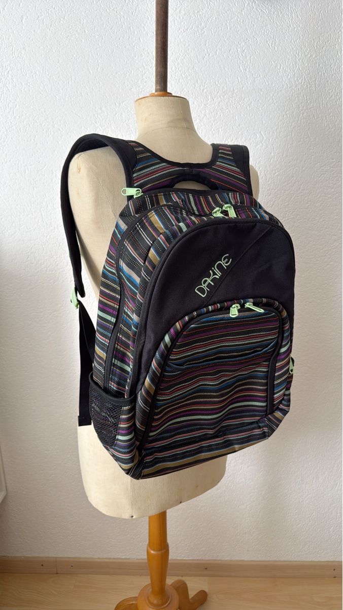 Dakine Zaini: Dakine Rucksack, ideal für Schule oder Freizeit! – Usato da Thusis venduto da Rogru1