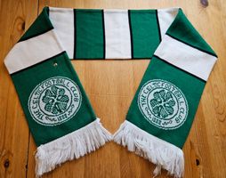 Celtic Glasgow Schal Fussball Fan Schottland + PIN