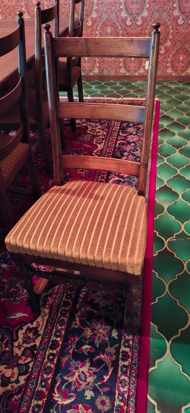 Set di tavolo e panche: Table et chaises de salle à manger en bois – Usato da Champagne venduto da Lamar0 3