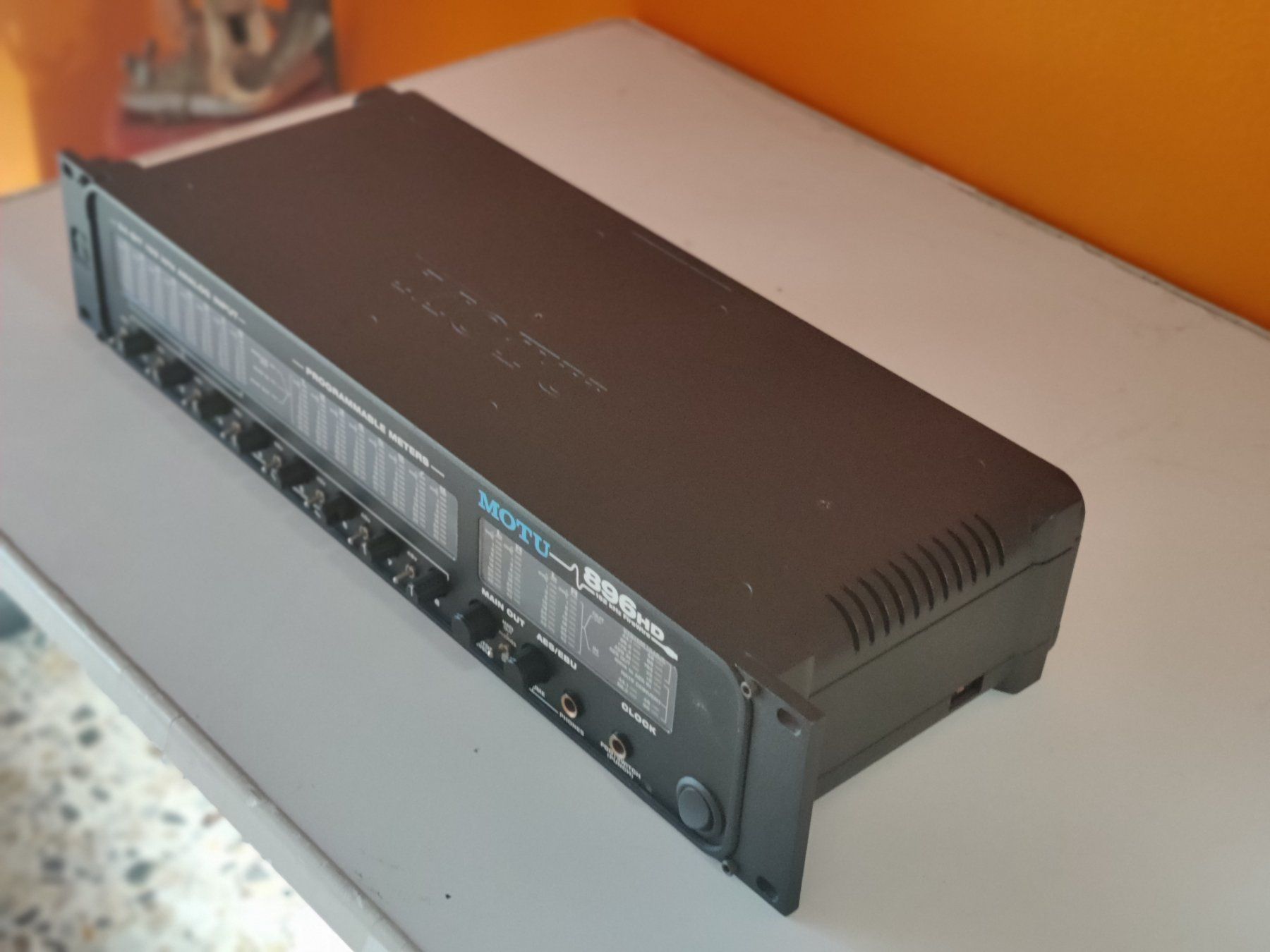 Attrezzatura per studi di registrazione: MOTU 896HD FireWire Audio Interface – Usato da Viganello venduto da XTECHSTOREX 5