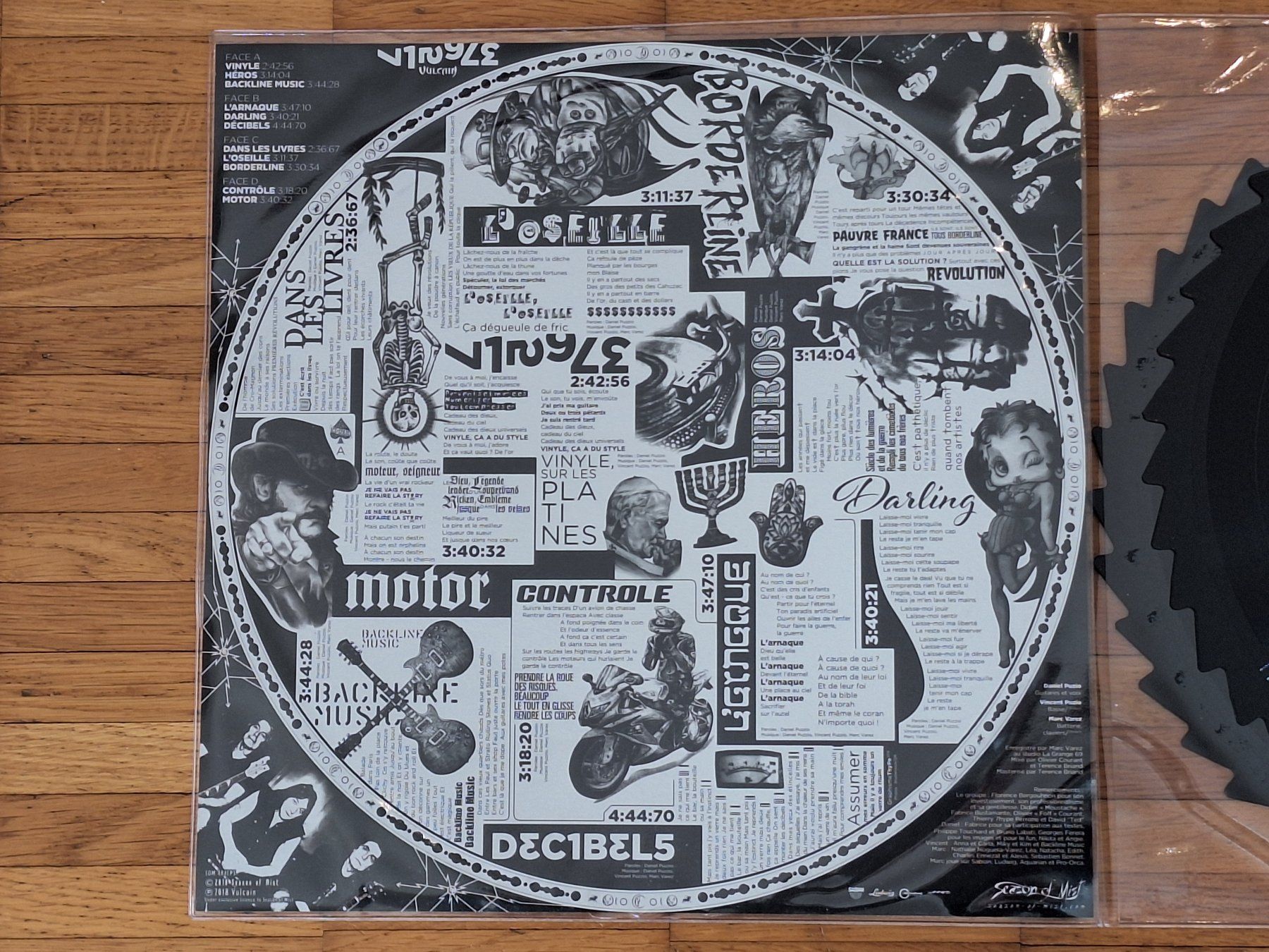 Schallplatten: Vulcain, Vinyle - 2x Shape Vinyl LP FR 2018 – Neu (gemäss Beschreibung) aus Oberentfelden von Musicud 3