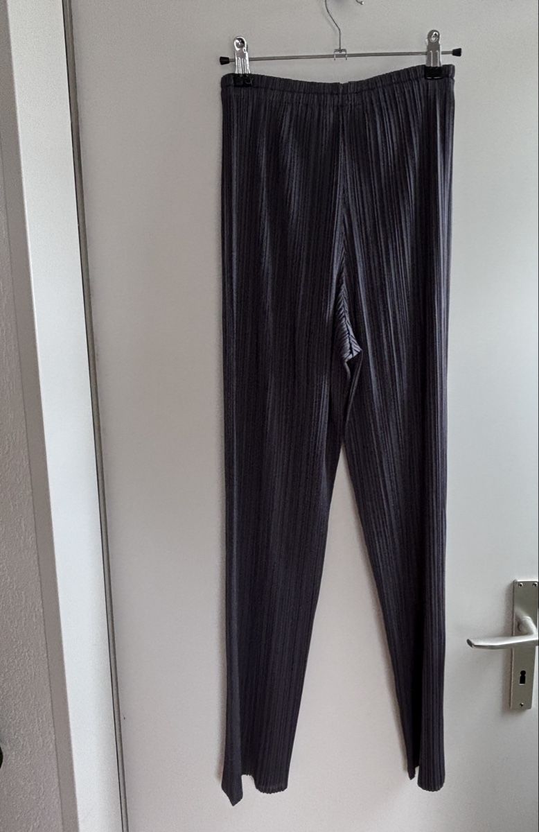 Issey Miyake Pantaloni: Pantalon Issey Miyake - pleats please – Usato da Zürich venduto da Hanna-Hadorn 4