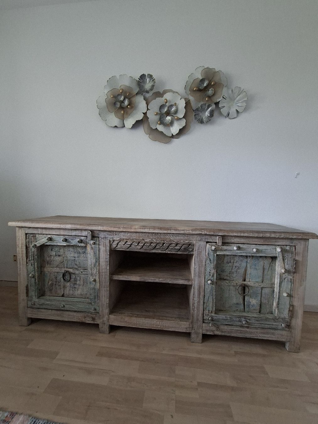Cassettiere: Sideboard und Kommode – Usato da Winterthur venduto da Stanislava02 5