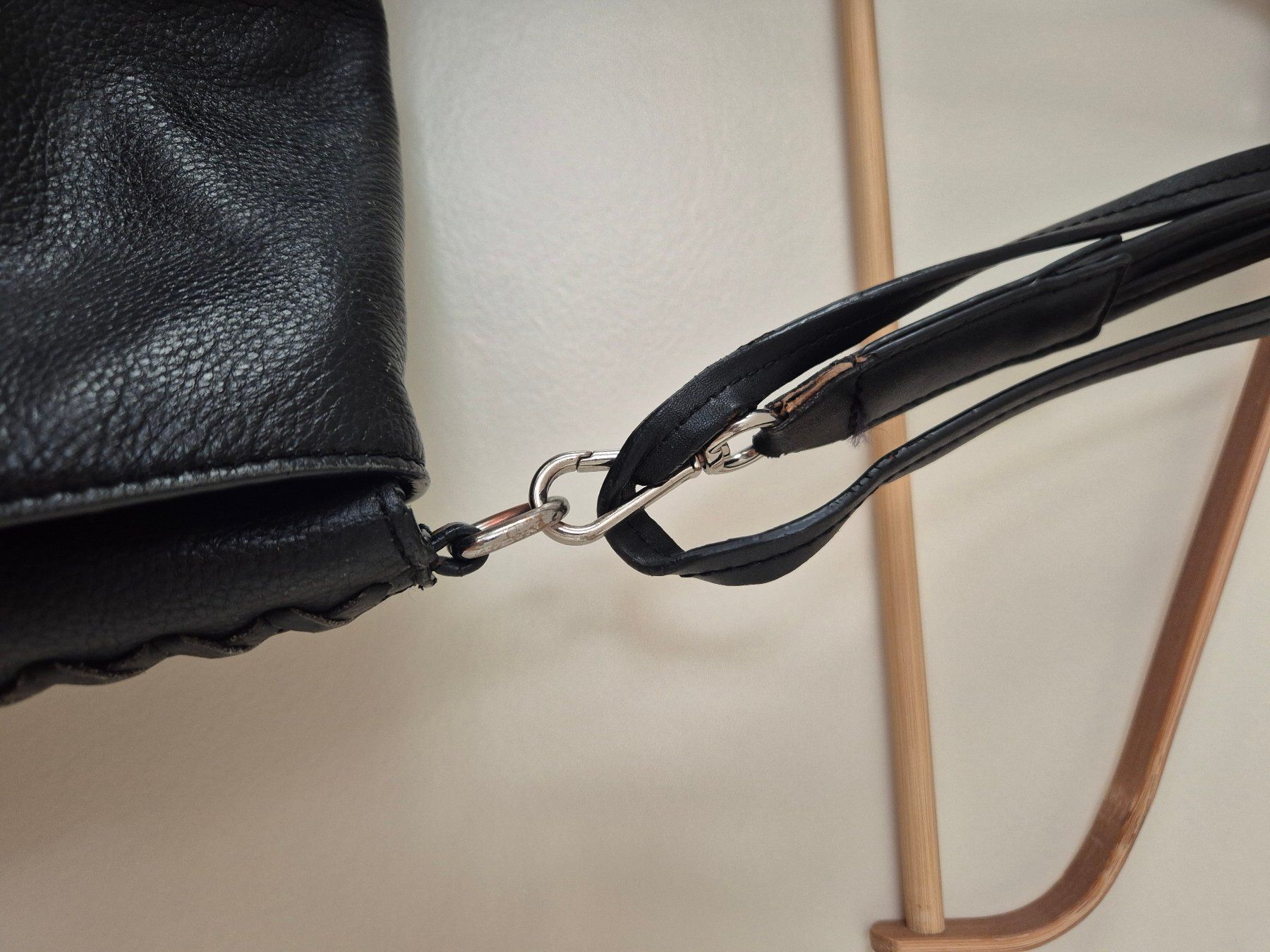 Zara Sacs: Ledertasche, Schwarz – D'occasion à Basel par gel_7ns8 7