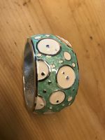 Designer Armreif / Armband in Türkis-Weiss mit Emaille-Optik