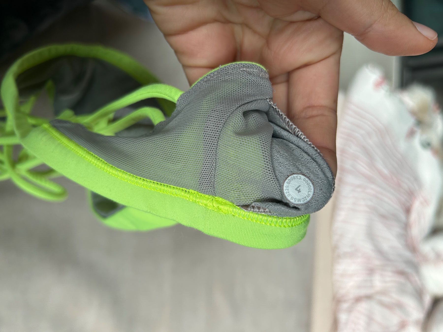 Lululemon Tops: Lululemon sportsbra – Gebraucht aus Zürich von sof_rk7l 2