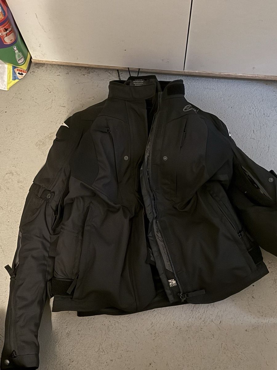 Alpinestars Giacche: Alpinestars Motorradjacke Schwarz – Usato da Zuckenriet venduto da mel_6rt6