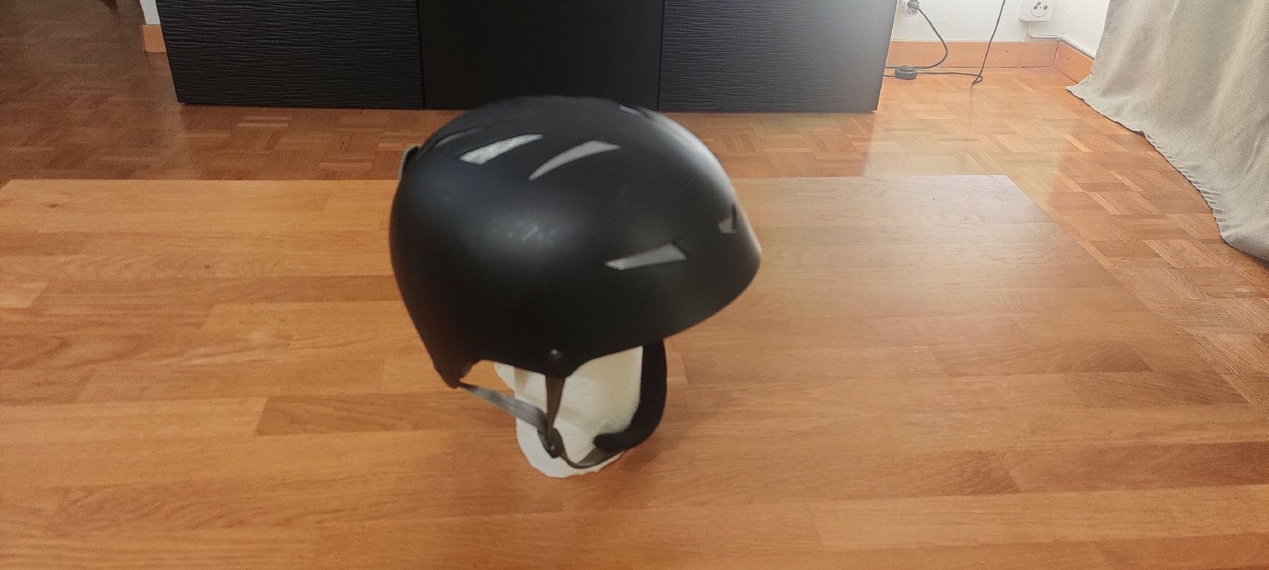 Giro Caschi: Casque de ski Giro avec lunettes de ski – Usato da Lausanne venduto da joltei 3
