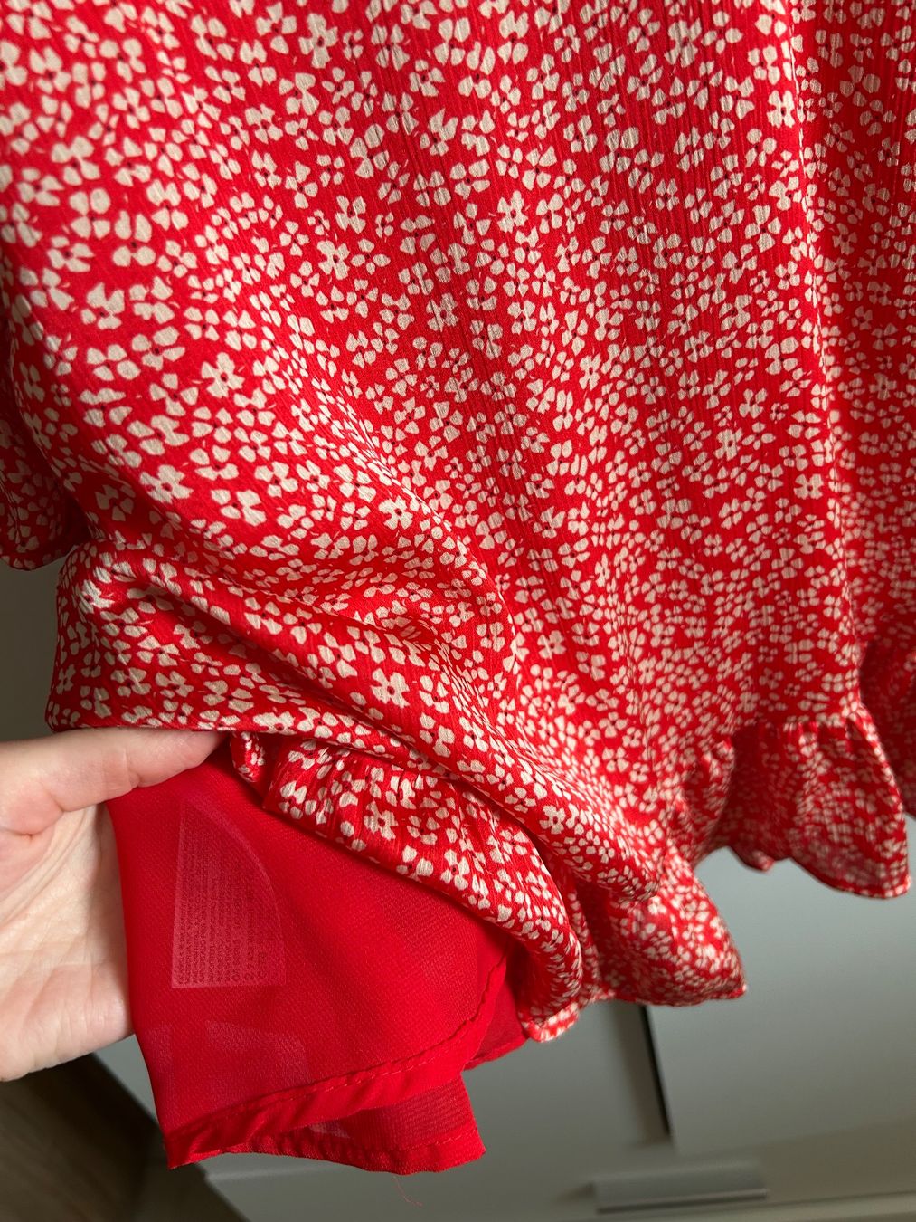 Mango Vestiti: Robe Mango rouge à fleurs, taille М – Usato da Courroux venduto da Yermakova 5
