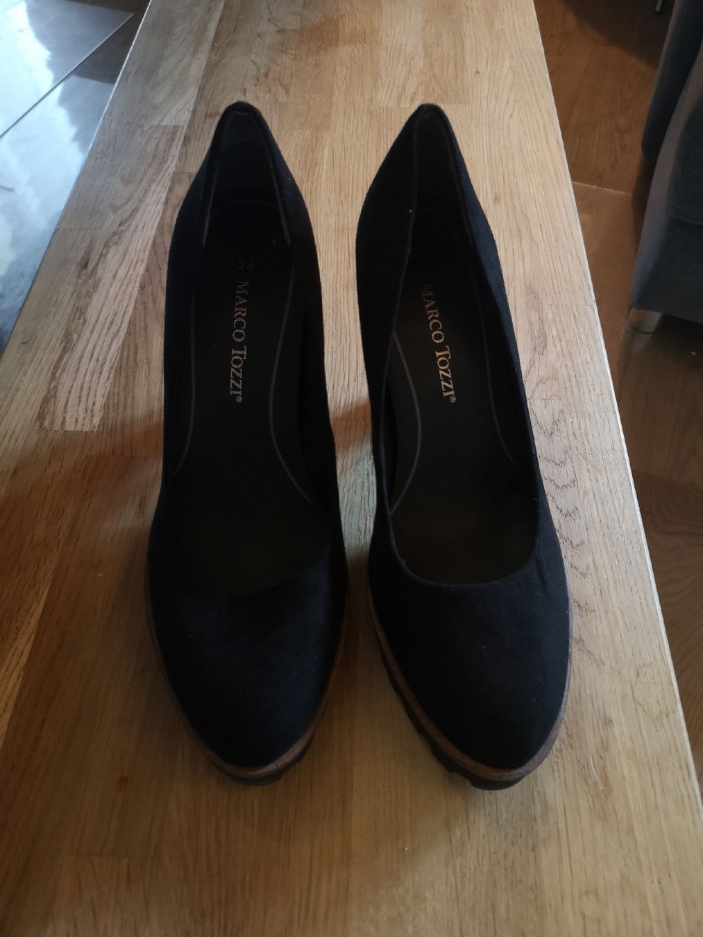 Scarpe da donna: Original Marco Tozzi Plateaupumps Gr. 39 – Usato da Stein AR venduto da elifi88