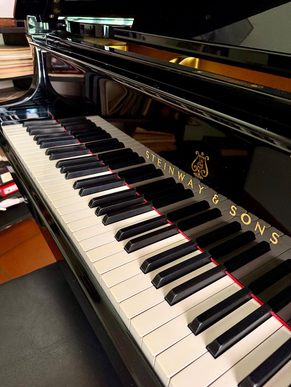 Steinway Instruments de musique: Steinway & Sons B-211 – Restauré / état exceptionnel – D'occasion à Nyon par Oceandrive305 7